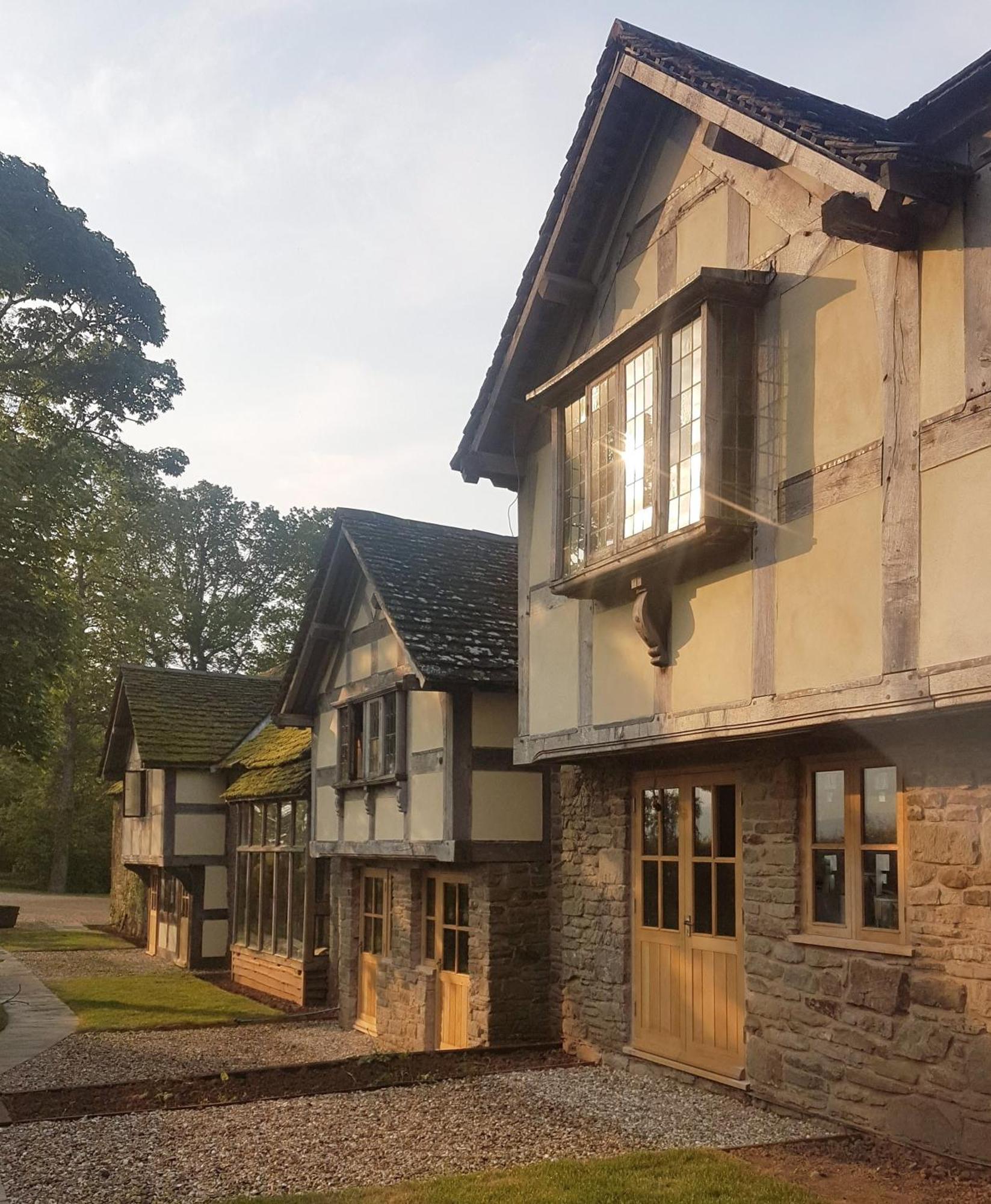 Villa The Threshing Barn At Penrhos Court Kington  Habitación foto